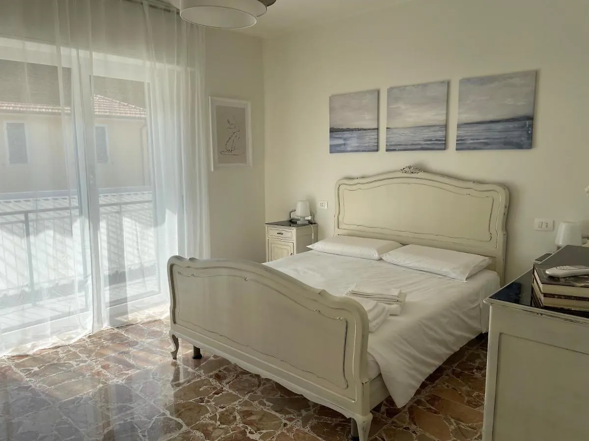 Casa Gelindo - Large And Fine Apartment With Two Bathrooms Sestri Levante 0*,  Italy